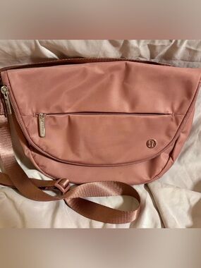 Lululemon crossbody
